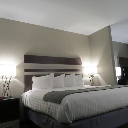 Spark By Hilton Erie Kearsarge Exterior photo