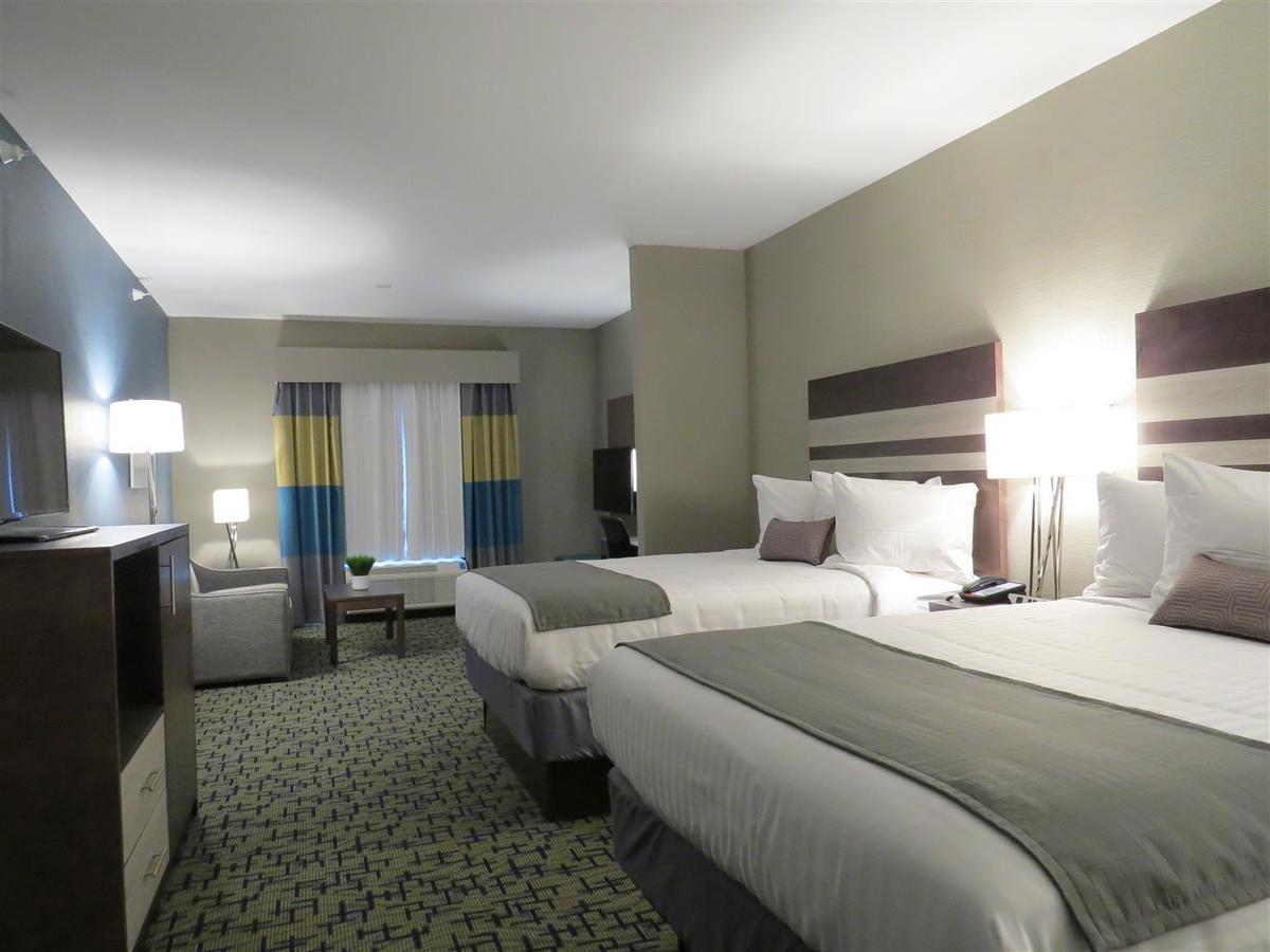 Spark By Hilton Erie Kearsarge Room photo