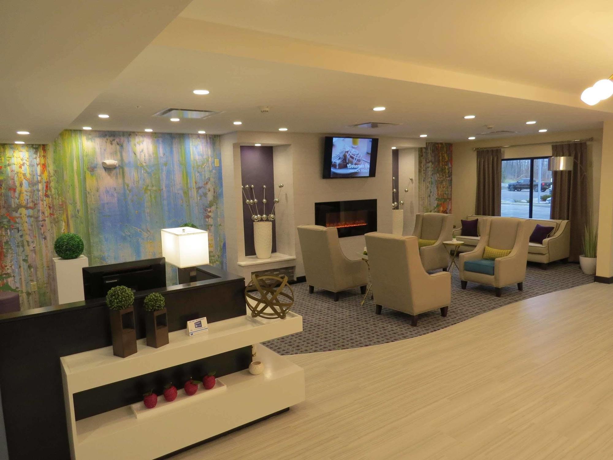 Spark By Hilton Erie Kearsarge Exterior photo
